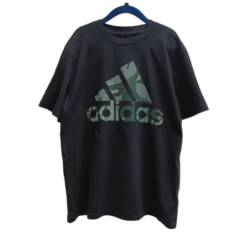 Adidas Camo Print Tee Boy Size S (8) Black  with green camo Logo Letters